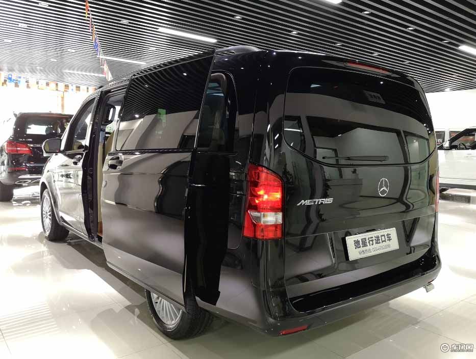 2018款进口车奔驰商务车 优惠高达12万