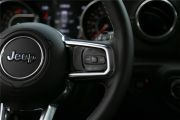 Jeep(进口)-牧马人-2.0T Sahara四门版