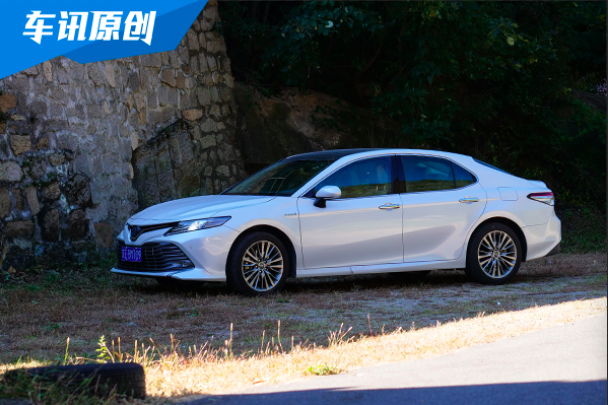 以建筑的眼光去看一辆车 体验凯美瑞混动