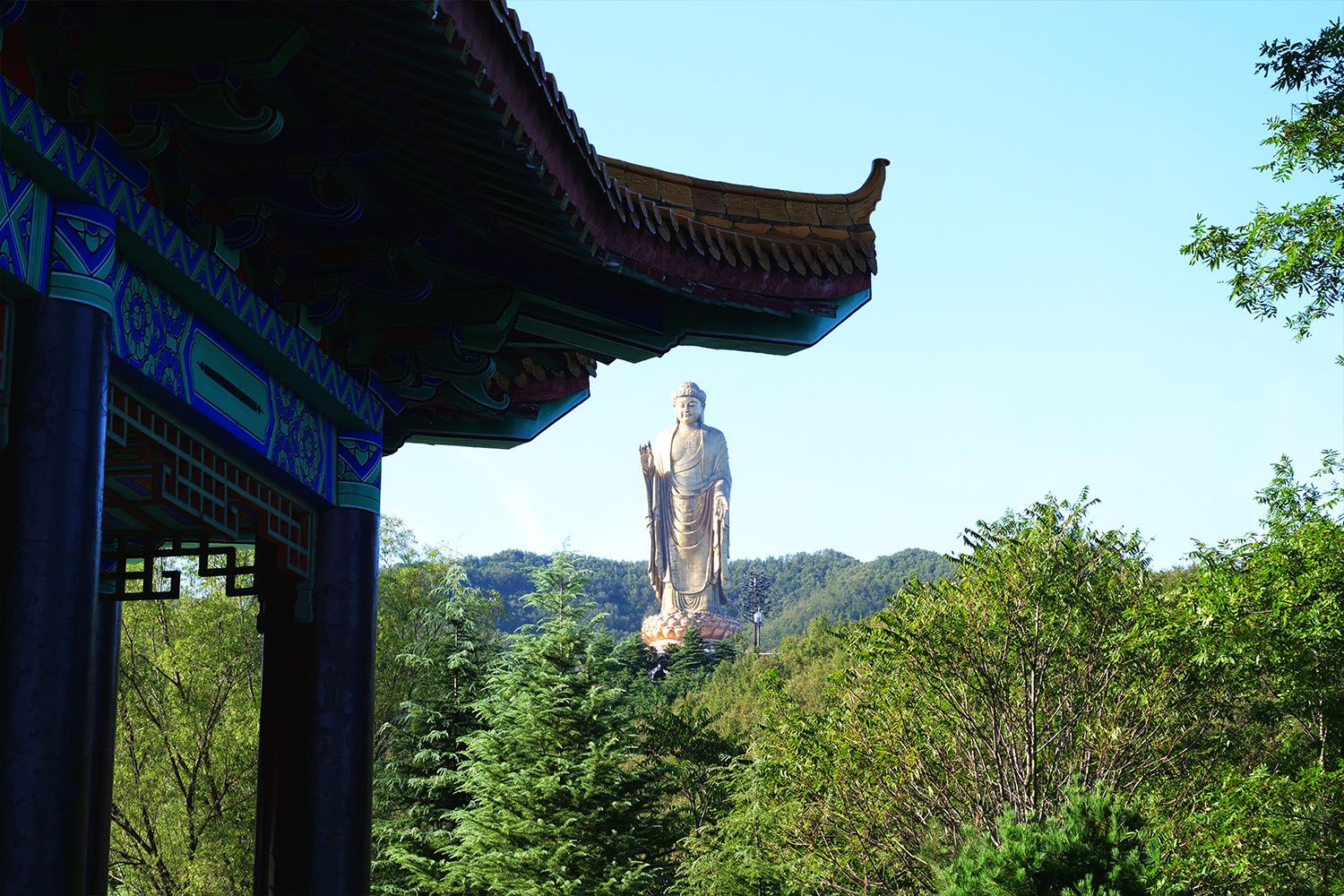 佛泉寺佛系之旅 体验别克威朗20T豪华型