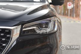 上汽集团-名爵HS-30T 自动四驱Trophy荷尔蒙超燃版