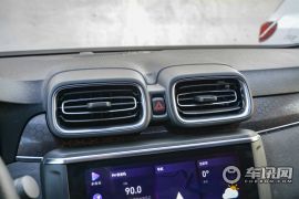 LYNK&CO-领克03-1.5TD DCT劲Pro版  ￥15.18