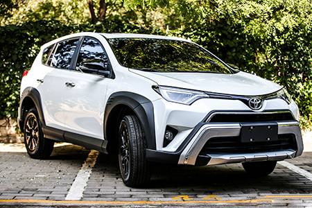 RAV4荣放首付5万0利息,感恩节优惠不可错过
