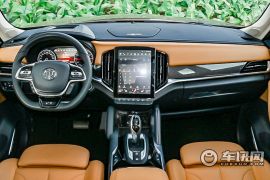 华晨中华-中华V7-280T DCT旗舰型 5座