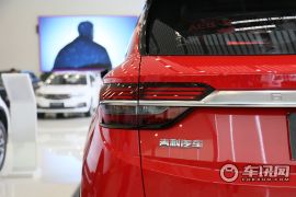 吉利汽车-缤越-运动款 260T DCT Battle