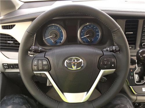 19款塞纳全系到港颜色齐全 商务家用首选