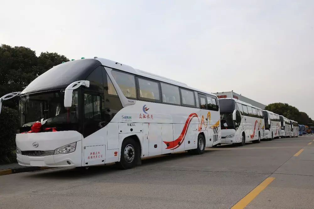 坐海格客车 中全国际带你尽览大美风光 