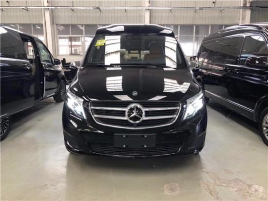 奔驰V260L改装七座商务车内饰装修报价多少