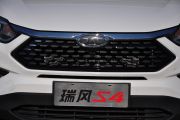 江淮汽车-江淮瑞风S4-1.5T CVT探索型