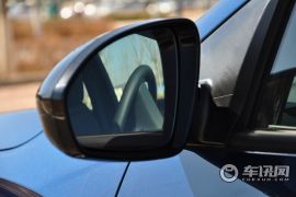 通用雪佛兰-科鲁泽-RS 330T 自动痛快版