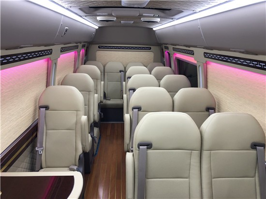 车市资讯丰田考斯特中巴16座17座多少钱 