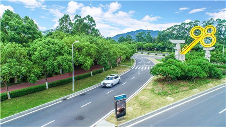 劳斯莱斯库里南试驾于福建厦门辉熠启程