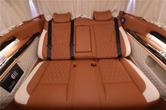 杭州奔驰威霆改装商务房车豪华内饰配置图片
