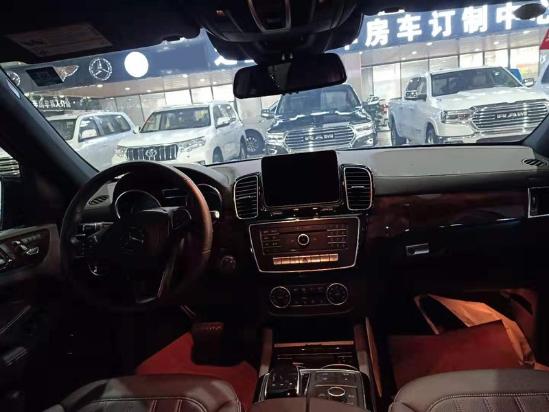 19款保时捷卡宴 港口现车 初冬钜惠 配置解