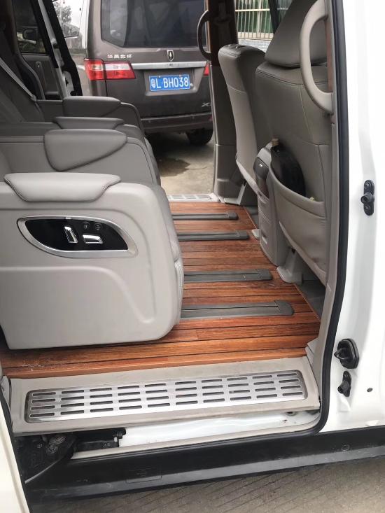 新款艾力绅改装柚木地板 艾力绅脚垫...