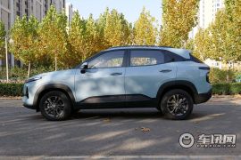 宝骏-宝骏RS-3-1.5L CVT  24小时在线豪华型  ￥8.98