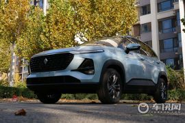 宝骏-宝骏RS-3-1.5L CVT  24小时在线豪华型  ￥8.98