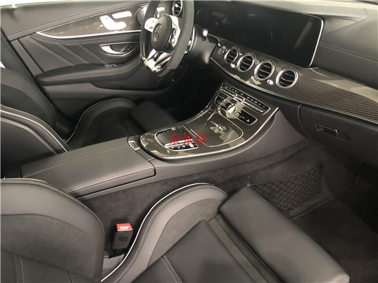 新车中期改款2019款奔跑AMG E63s 全新披甲归来登场