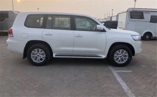 19款丰田酷路泽4000港口特价销售60万..