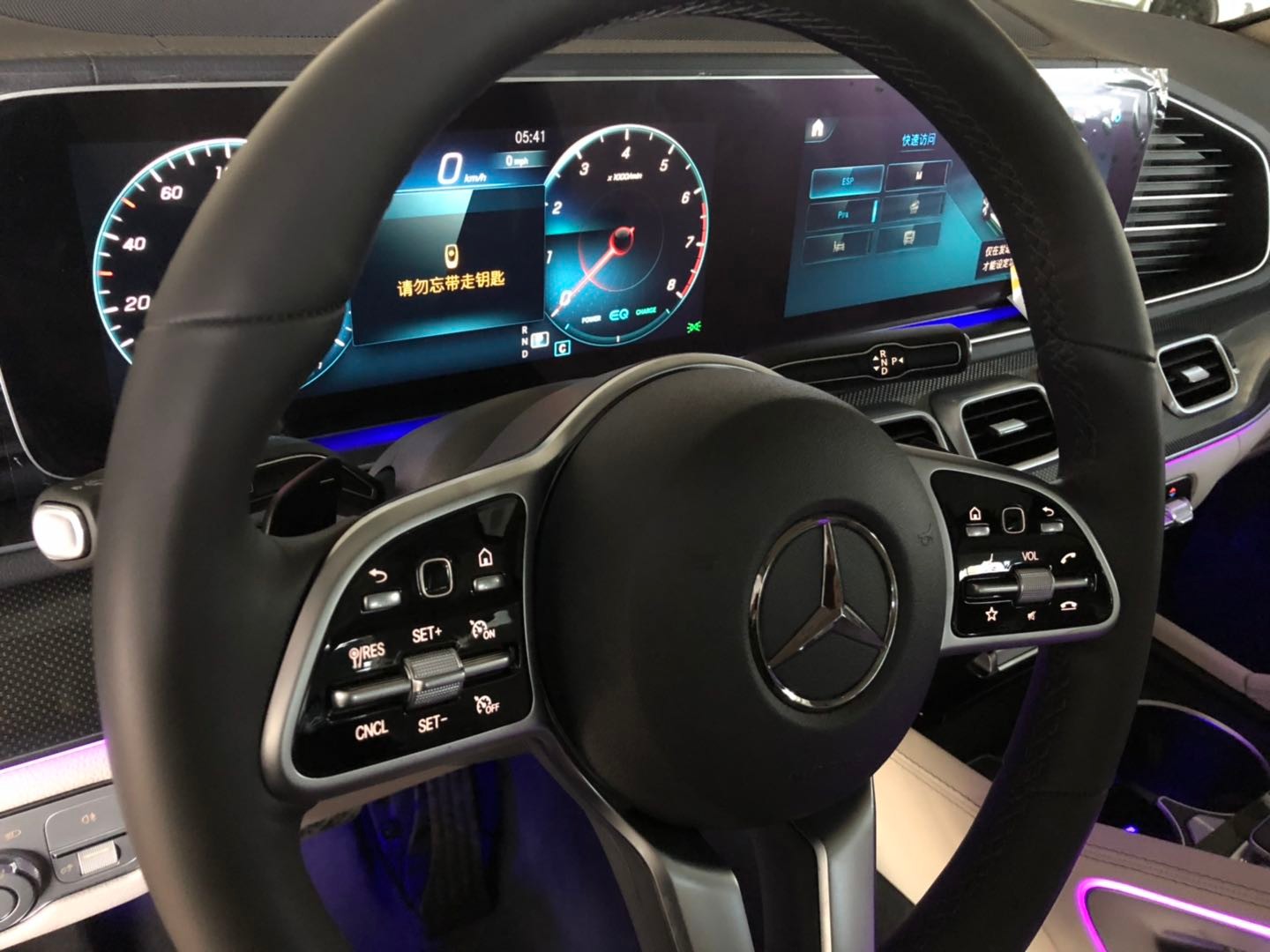 2020款美规版奔驰GLS450天津现车最低仅98