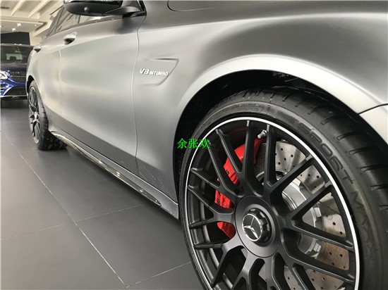 兼得鱼和熊掌 就像新款奔驰AMG C63 兼得颜值和速度