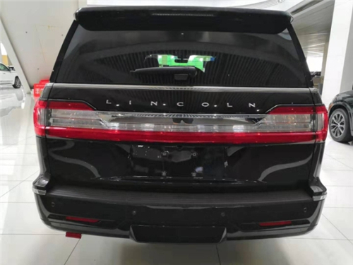 2019款林肯领航员超大型SUV首选此车价低