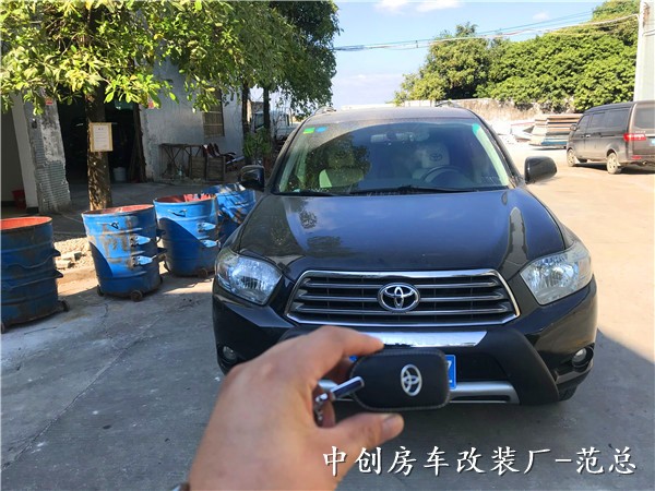 12款丰田汉兰达改装内饰/改装航空座椅图片