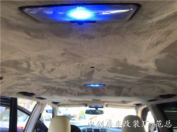 12款丰田汉兰达改装内饰/改装航空座椅图片
