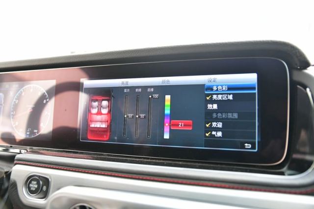 20款奔驰g550年前钜惠跌破188万元裸   