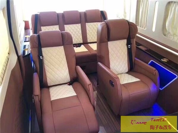 大通V80翻新改装内饰-航空座椅多少钱  