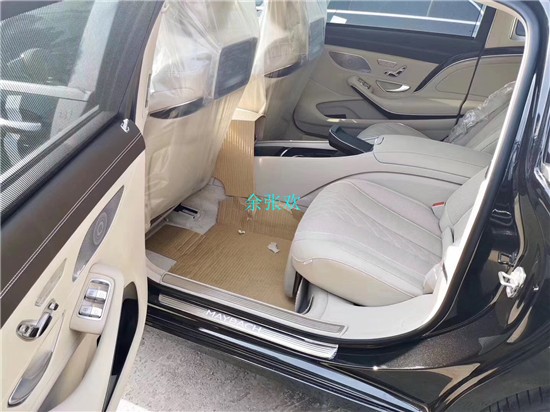 奔驰迈巴赫S450 十一月那里有卖四座版的现车？