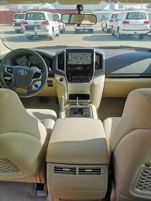 dealer_default_f3cbec5be03c481682d60e1a8c669310.jpeg