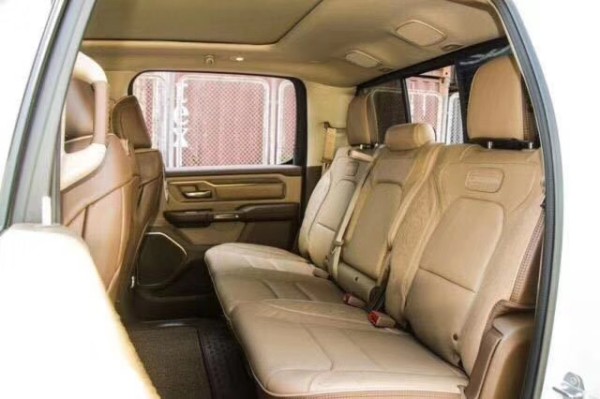 19款道奇公羊长角号V8报价威猛强悍皮卡