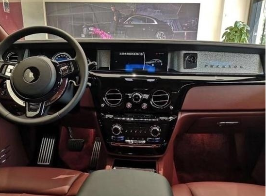dealer_default_2de3c9c1c8da460590d4e95028ce40d3.png