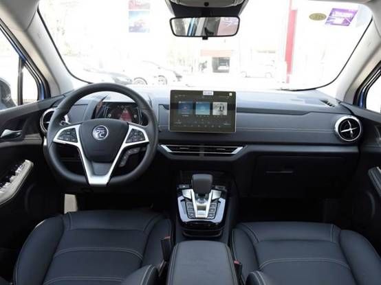 10万预算买纯电SUV，帝豪GSe和比亚迪元EV哪款更值？