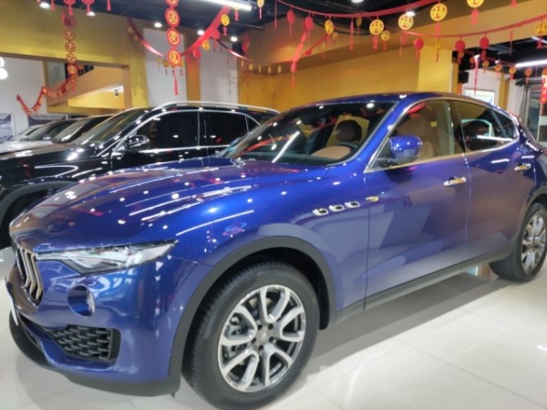 2020款玛莎拉蒂莱万特传奇品豪华SUV   