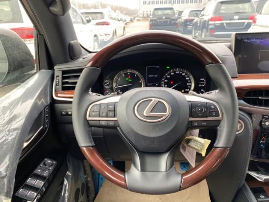 雷克萨斯LX570黑武士八月特惠快来抢购 