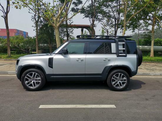 2020款路虎卫士110八月冲量支持分期裸售