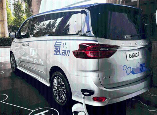 国产氢燃料MPV发布，最高补贴40万，心动了吗？
