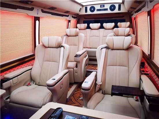 20款林肯领袖一号 加长版5.98米现车多少钱