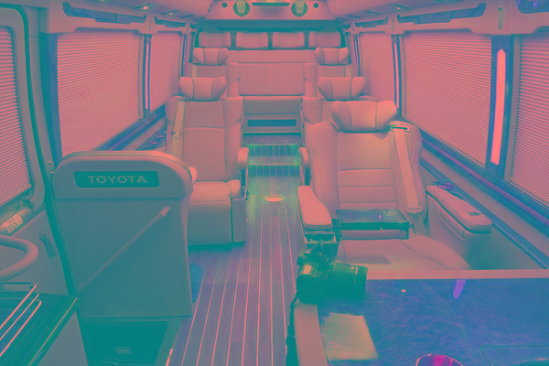 20款丰田考斯特超豪华商务车低价大促销