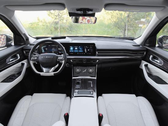 试驾星途VX：1.6T压榨197匹马力，空间还比汉兰达大