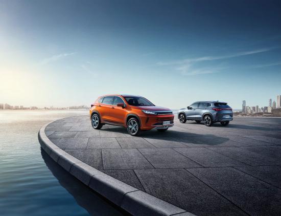 试驾星途VX：1.6T压榨197匹马力，空间还比汉兰达大