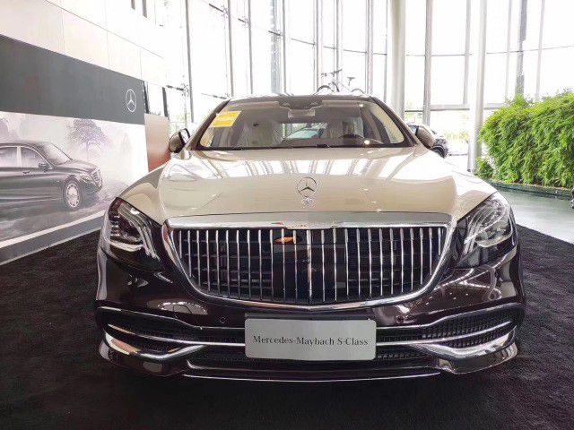 奔驰迈巴赫S680双色典藏版 现车销售 区域上户电话联系