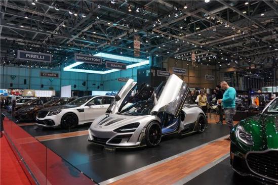 173匹，百公里8.1s，还比思域便宜。体验荣威i6MAX