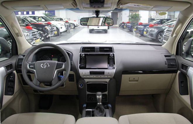 2020款丰田霸道4000中东版最后一批现车