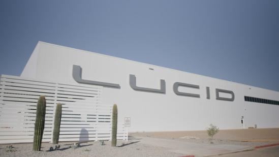 Lucid Motors在北美的第一个新建电动汽车工厂的建设工程现已完工
