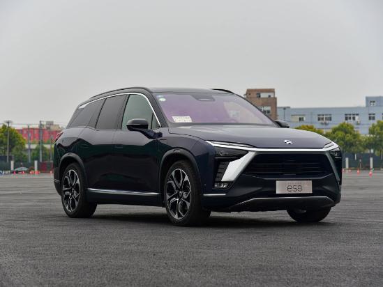 试驾体验蔚来ES8：由“半成品”变成“完全体”它经历了什么？