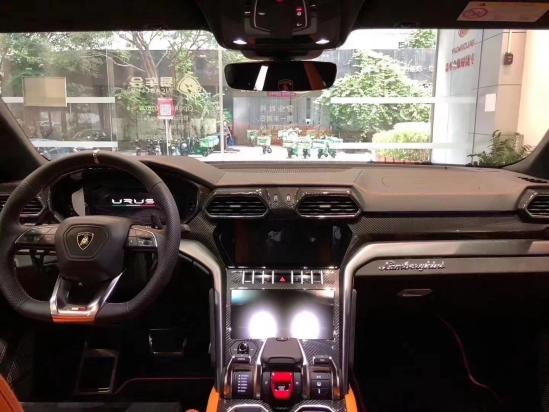 20款兰博基尼URUS 性能SUV  天津现车  