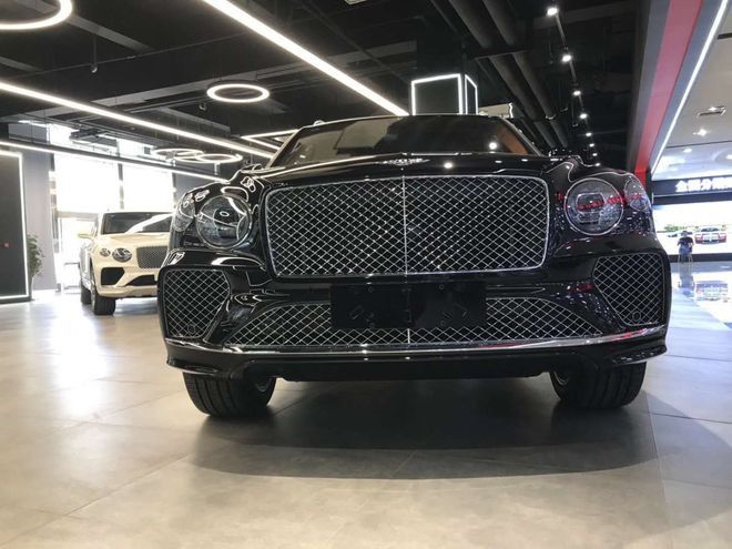 2021款宾利添越优惠30w 名车名不虚传